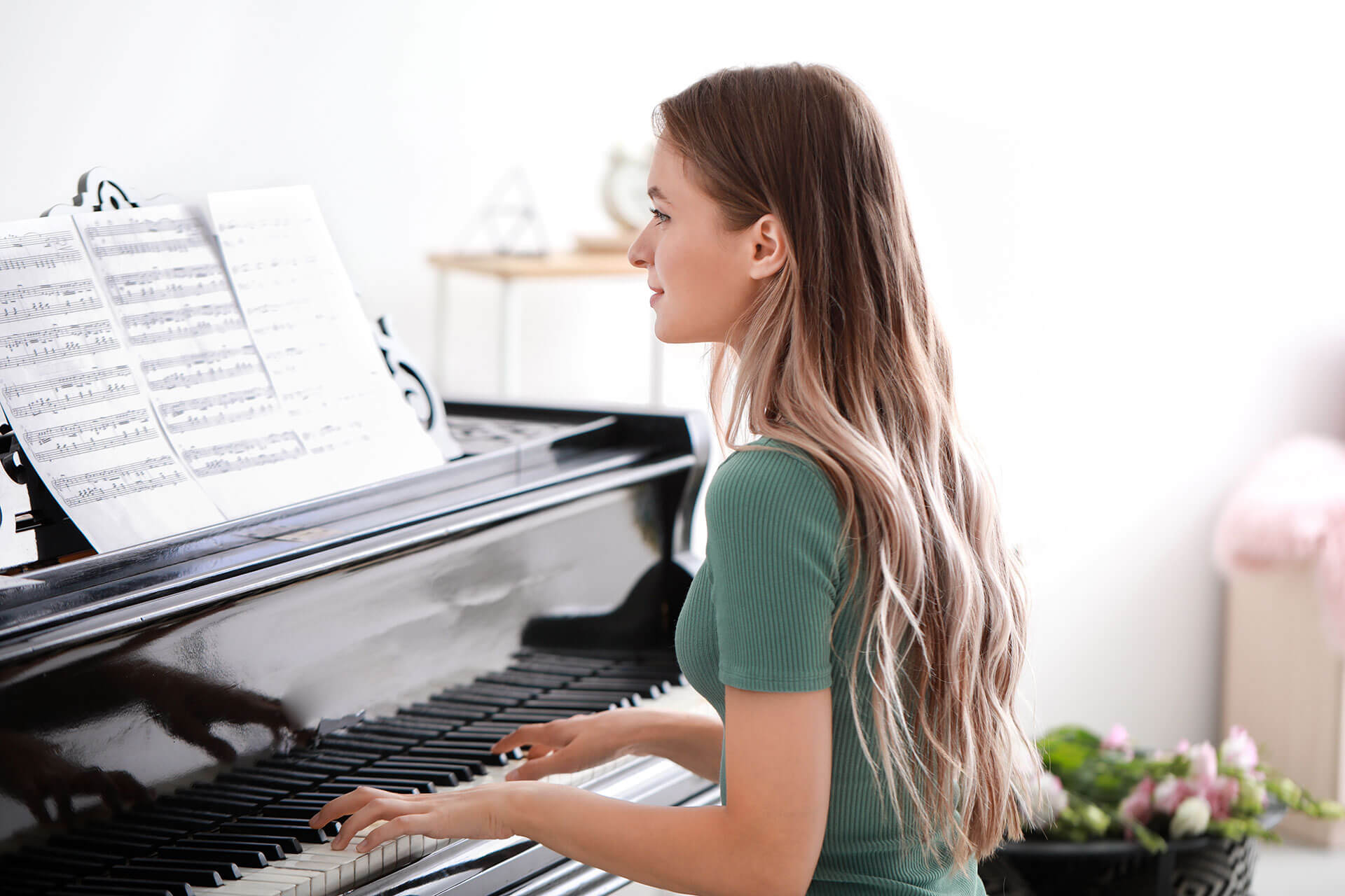 Klavier Schülerin mit Vorbereitungskurs für die Musikhochschule